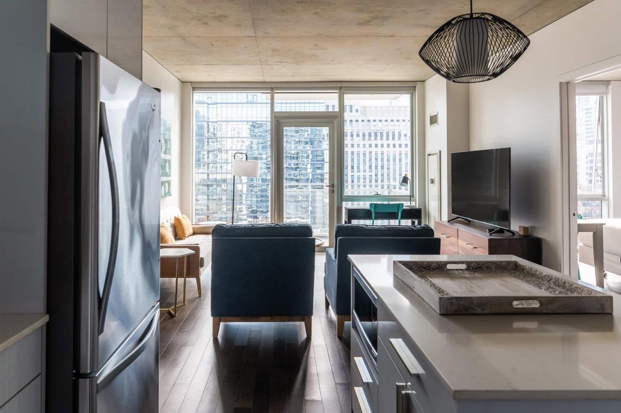 2Br Elegant Premium Suite With Balcony & Sweeping City Views Чикаго Экстерьер фото