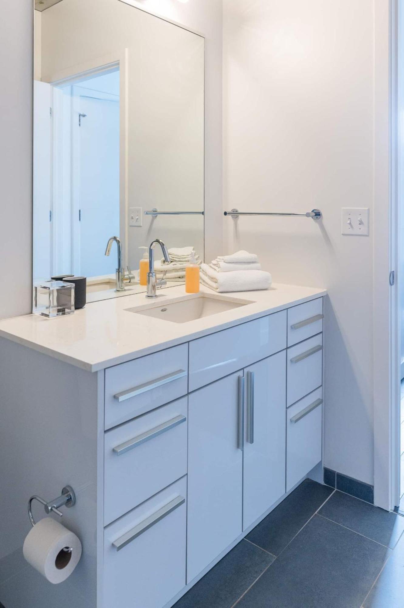 2Br Elegant Premium Suite With Balcony & Sweeping City Views Чикаго Экстерьер фото